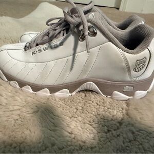 K-Swiss Women's White and Light Gray Athletic Shoes
